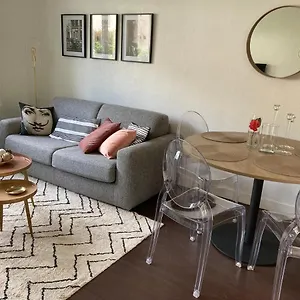 50 M2 T2 Au Calme, Lumineux, Confortable, Cosy, Climatise, Privatif Avec Parking Gratuit Et Terrasse Hébergement de vacances